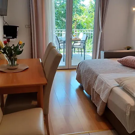 Jadranka Apartment *