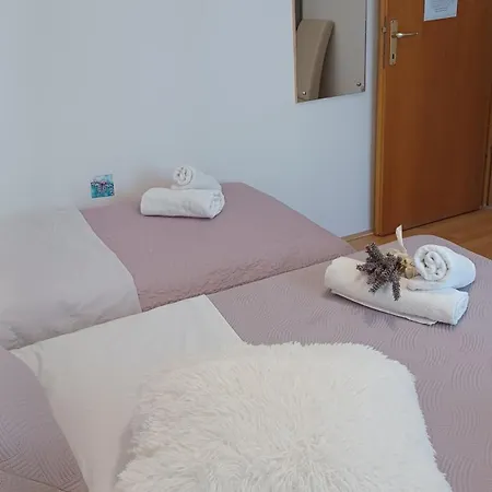 Jadranka Apartment *